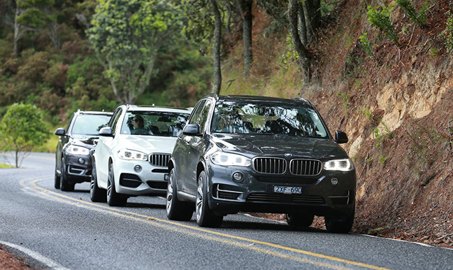 2014 BMW X5 front quarter4 BMW X7 vượt trội so với X5 về mọi mặt