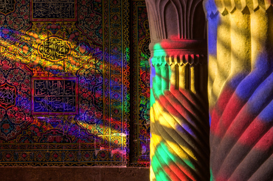 10 01220 Chiêm ngưỡng nhà thờ hồi giáo Nasir   Ol: Những sắc màu ma thuật