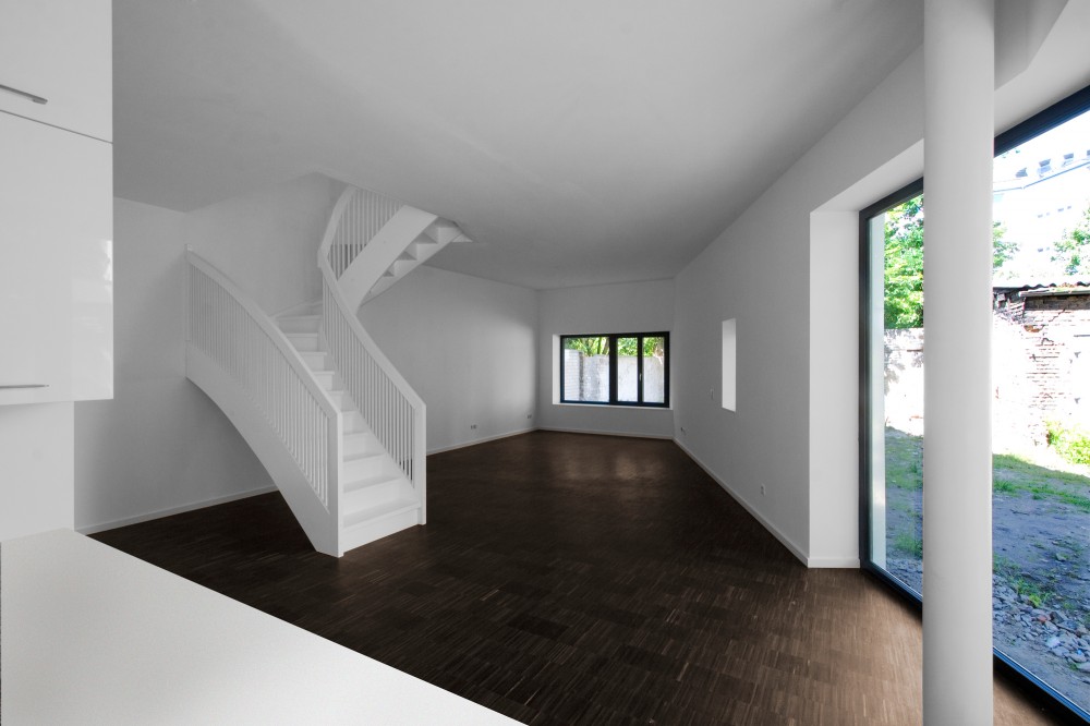 All White Interior Ngắm nhìn thiết kế đẹp mê hồn căn nhà vảy cá